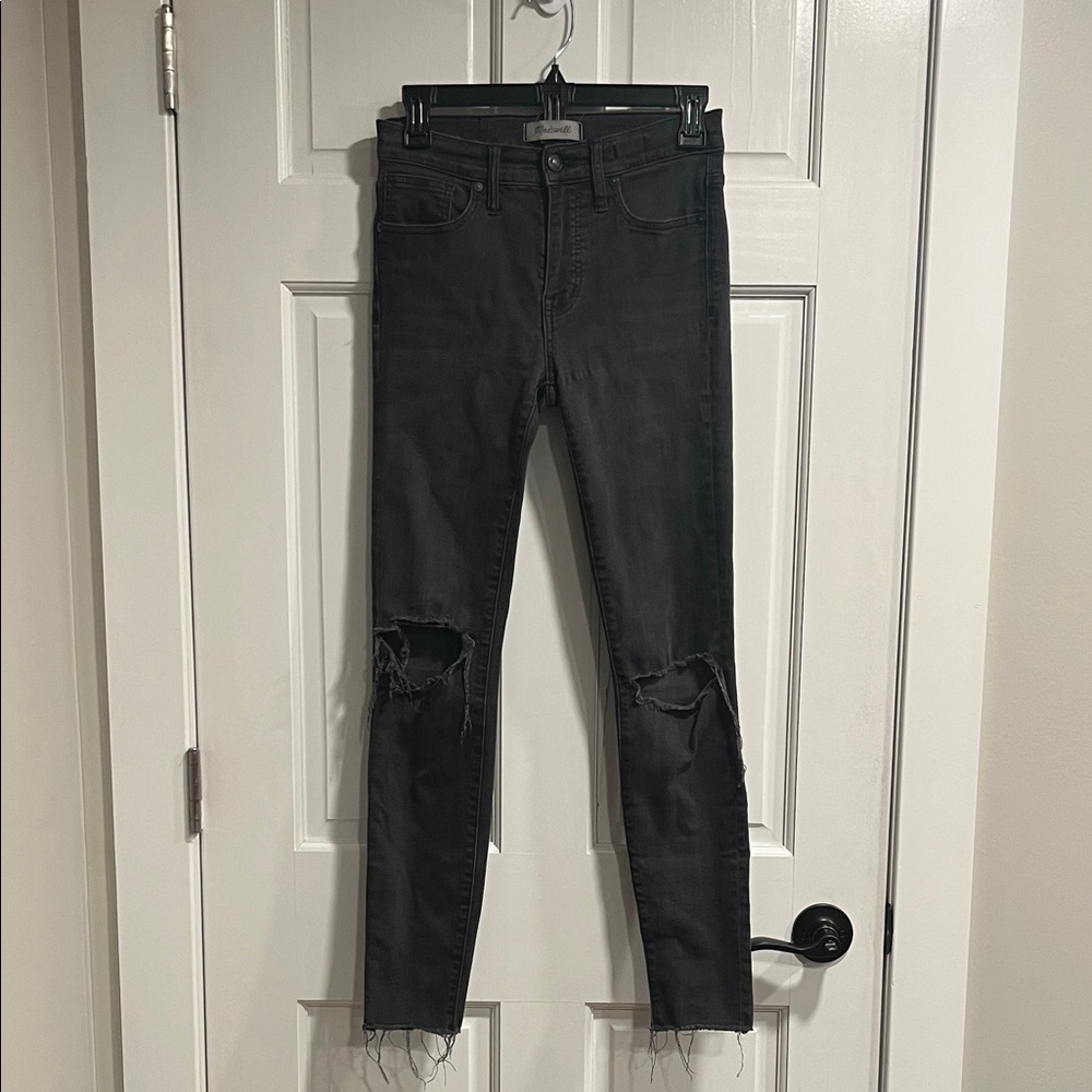 Madewell Black Distressed 9” Skinny High Rise Jeans Size 26
